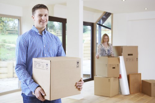 Packing materials and organized moving boxes in Newburypark