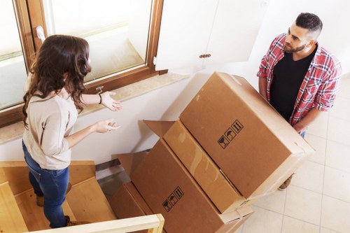 Safe and flexible furniture storage in Newburypark for long-term protection